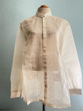 Men's Barong Tagalog Embroidered Dress Shirt - Mandarin Collar
